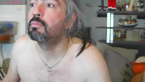 Snapshot of mrandmrsswetness84 chatting on January 2025 09:32:02 AM MrAndMrsSwetness84 online show from January 2025 09:32:02 AM