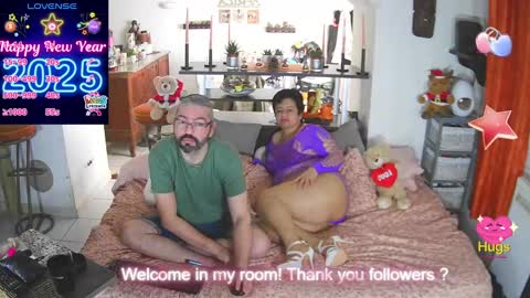 Snapshot of mrandmrsswetness84 chatting on January 2025 12:47:02 PM MrAndMrsSwetness84 online show from January 2025 12:47:02 PM