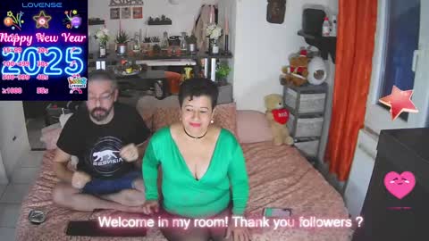 Snapshot of mrandmrsswetness84 chatting on January 2025 10:52:02 AM MrAndMrsSwetness84 online show from January 2025 10:52:02 AM