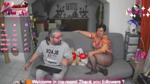 Snapshot of mrandmrsswetness84 chatting on February 2025 09:46:01 PM MrAndMrsSwetness84 online show from February 2025 09:46:01 PM