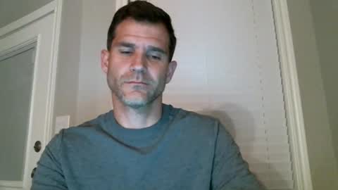 MrAsstastix online show from November 2025 05:06:02 AM