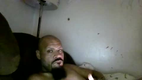 mrbiggs1077777 online show from October 2025 03:35:02 PM