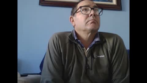 Snapshot of mrcaruso chatting on December 2025 01:49:01 PM Mrcaruso online show from December 2025 01:49:01 PM