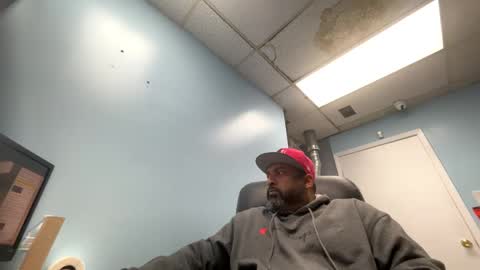 Snapshot of mrdelite1234 chatting on January 2025 06:08:02 PM mrdelite1234 online show from January 2025 06:08:02 PM