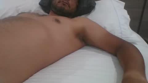 Snapshot of mrdongato01 chatting on December 2024 08:00:02 PM Gato online show from December 2024 08:00:02 PM