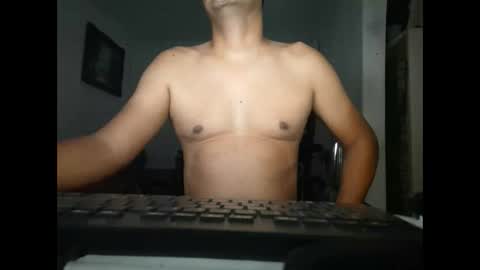 Snapshot of mrdongato01 chatting on January 2025 09:54:02 AM Gato online show from January 2025 09:54:02 AM