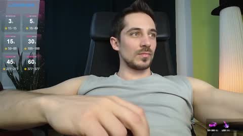 Snapshot of mrgreeneyes01 chatting on February 2025 03:26:02 PM juan luis online show from February 2025 03:26:02 PM