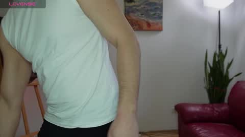 Snapshot of mrgreeneyes01 chatting on March 2025 10:26:02 AM juan luis online show from March 2025 10:26:02 AM