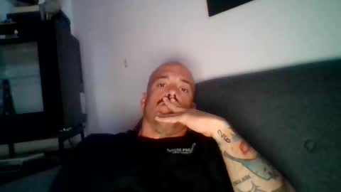 mrhames2020 online show from April 2026 07:44:02 PM