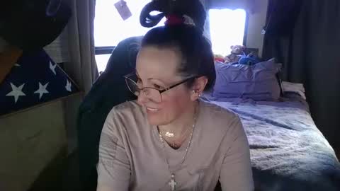 mrjshquinn online show from February 2026 10:19:02 PM