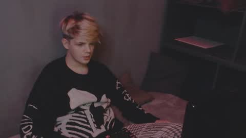 Snapshot of mrleopardick chatting on December 2024 10:12:01 PM mr leo online show from December 2024 10:12:01 PM