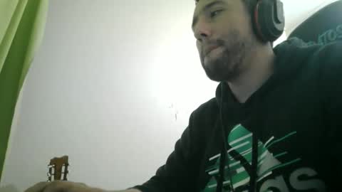 Snapshot of mrlilnice chatting on April 2026 05:32:01 AM mrlilnice online show from April 2026 05:32:01 AM