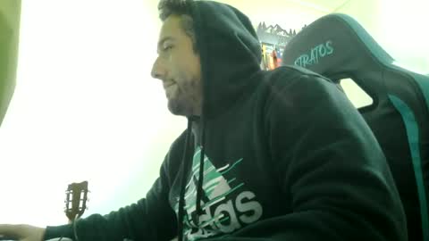 Snapshot of mrlilnice chatting on June 2026 02:27:02 PM mrlilnice online show from June 2026 02:27:02 PM