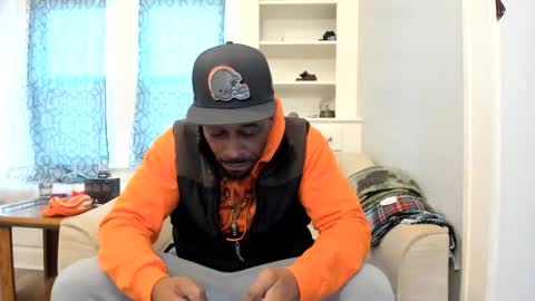 mromg007 online show from December 2024 06:49:01 PM