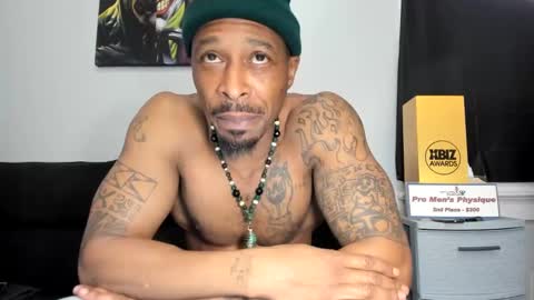 mromg007 online show from January 2025 01:34:02 AM