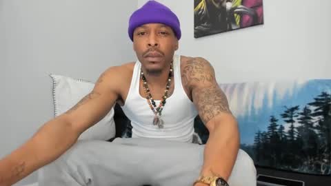 mromg007 online show from March 2025 01:08:01 PM