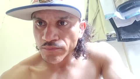 Snapshot of mrpitote69 chatting on July 2026 10:05:01 PM mrpitote69 online show from July 2026 10:05:01 PM