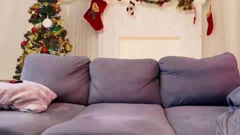 Snapshot of mrshlongboy21 chatting on December 2024 03:44:01 PM mrshlongboy21 online show from December 2024 03:44:01 PM