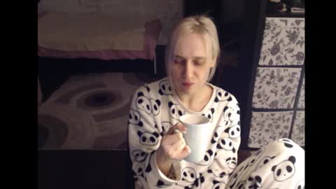 Sasha online show from January 2026 05:00:01 AM