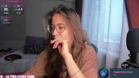 Snapshot of ms_allison chatting on January 2025 11:33:01 AM Allison online show from January 2025 11:33:01 AM