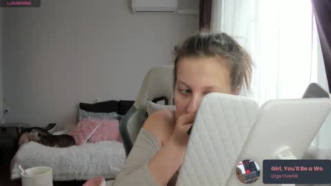 Snapshot of ms_allison chatting on March 2025 10:51:01 AM Allison online show from March 2025 10:51:01 AM