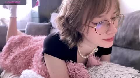 ms_christiana online show from March 2026 11:37:01 AM