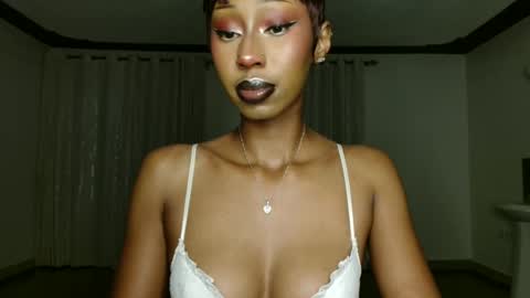 ms_crystal online show from April 2026 03:38:01 PM