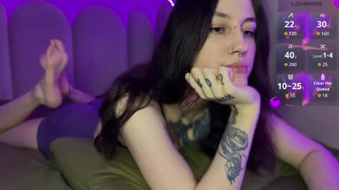 Dita online show from May 2026 08:10:02 PM