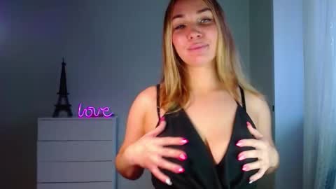        online show from January 2025 08:04:01 AM