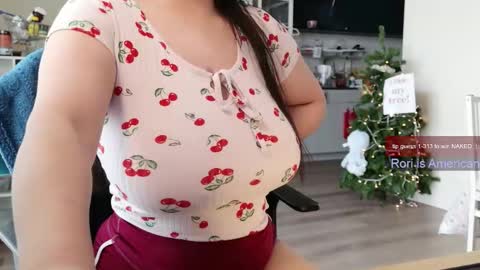 R o r i  SnapChat heyroriv2 wednesday - sunday Noon oclock mountain - 5pm mountain online show from November 2025 07:38:01 PM