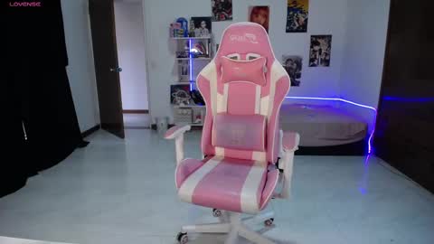 Manuela3 online show from February 2025 09:27:02 PM