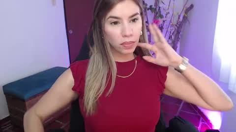 Snapshot of ms_sofiax chatting on February 2026 03:40:01 PM Sofia online show from February 2026 03:40:01 PM