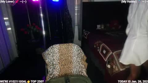 Snapshot of ms_waterworks chatting on January 2025 07:10:02 AM DaPussyFairy online show from January 2025 07:10:02 AM