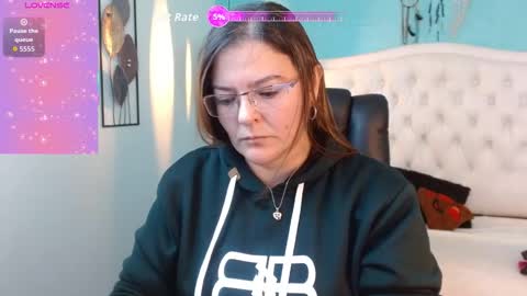 Jossie online show from October 2025 03:35:01 AM