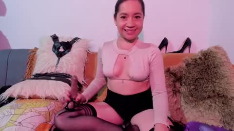 Snapshot of msjustine4u chatting on December 2024 01:31:02 AM Miss Justine online show from December 2024 01:31:02 AM
