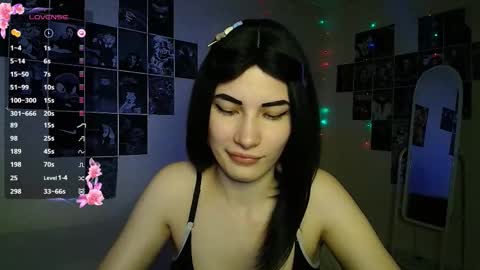 Noora Saetr online show from October 2025 01:05:02 AM