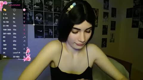 Noora Saetr online show from November 2025 12:34:02 AM