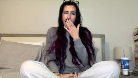 Snapshot of msrubyhayes chatting on July 2026 04:33:01 PM Ruby online show from July 2026 04:33:01 PM