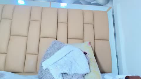 MARIA ANTONELLA 3 online show from December 2025 03:11:02 AM