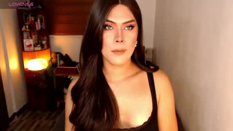 Snapshot of msveeyxo1 chatting on July 2026 12:12:01 PM Veey online show from July 2026 12:12:01 PM