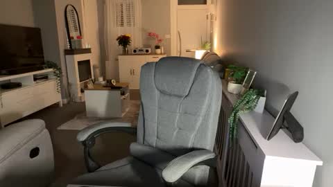 mtb1697 online show from November 2025 11:40:02 PM