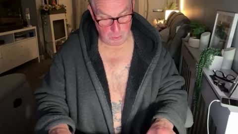 mtb1697 online show from March 2026 10:54:01 PM