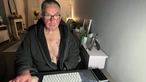 mtb1697 online show from April 2026 11:13:02 PM