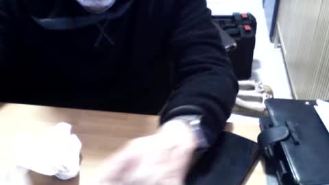 Snapshot of mtwpaul chatting on December 2025 06:03:02 PM mtwpaul online show from December 2025 06:03:02 PM