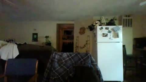 Snapshot of mudge chatting on January 2025 12:35:01 PM Mudge online show from January 2025 12:35:01 PM