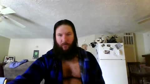 Snapshot of mudge chatting on February 2025 04:14:02 PM Mudge online show from February 2025 04:14:02 PM