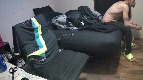 Muffdiver online show from March 2026 02:18:02 AM