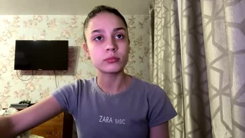 Tia online show from February 2026 06:08:02 AM