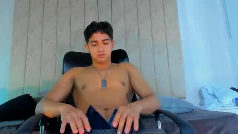 Snapshot of muichiro_tokito1 chatting on January 2025 08:50:01 AM muichiro tokito1 online show from January 2025 08:50:01 AM