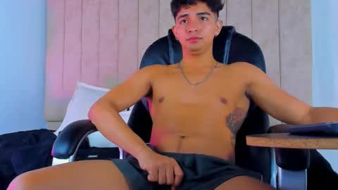 Snapshot of muichiro_tokito1 chatting on February 2025 03:48:01 AM muichiro tokito1 online show from February 2025 03:48:01 AM